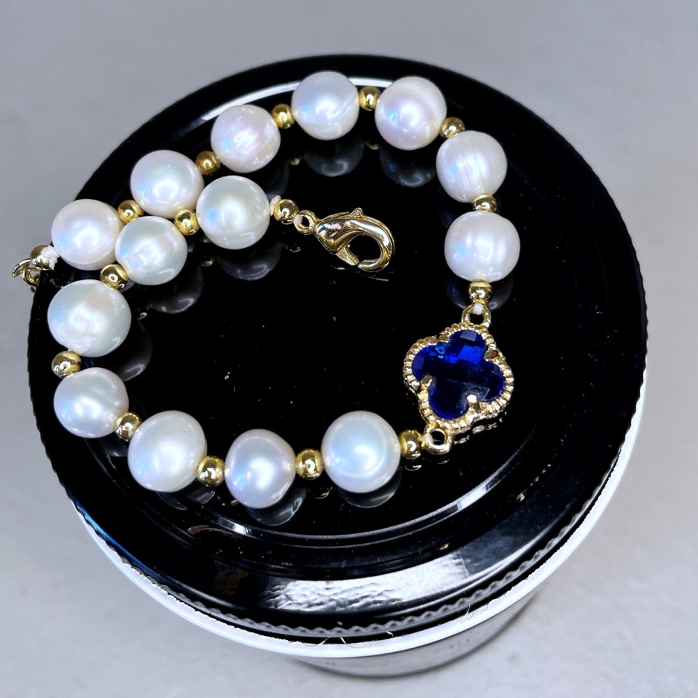 New White Pearl Gold Plated Bracelet - Picture 11 of 11